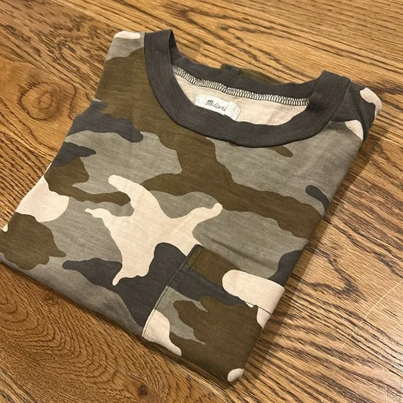 MadeWell Cottontail Camo Crop T-Shirt.  Small - Picture 15 of 15